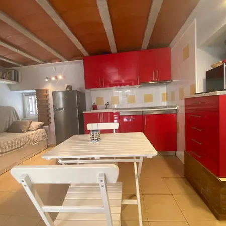TH120 Studio Trinquet *